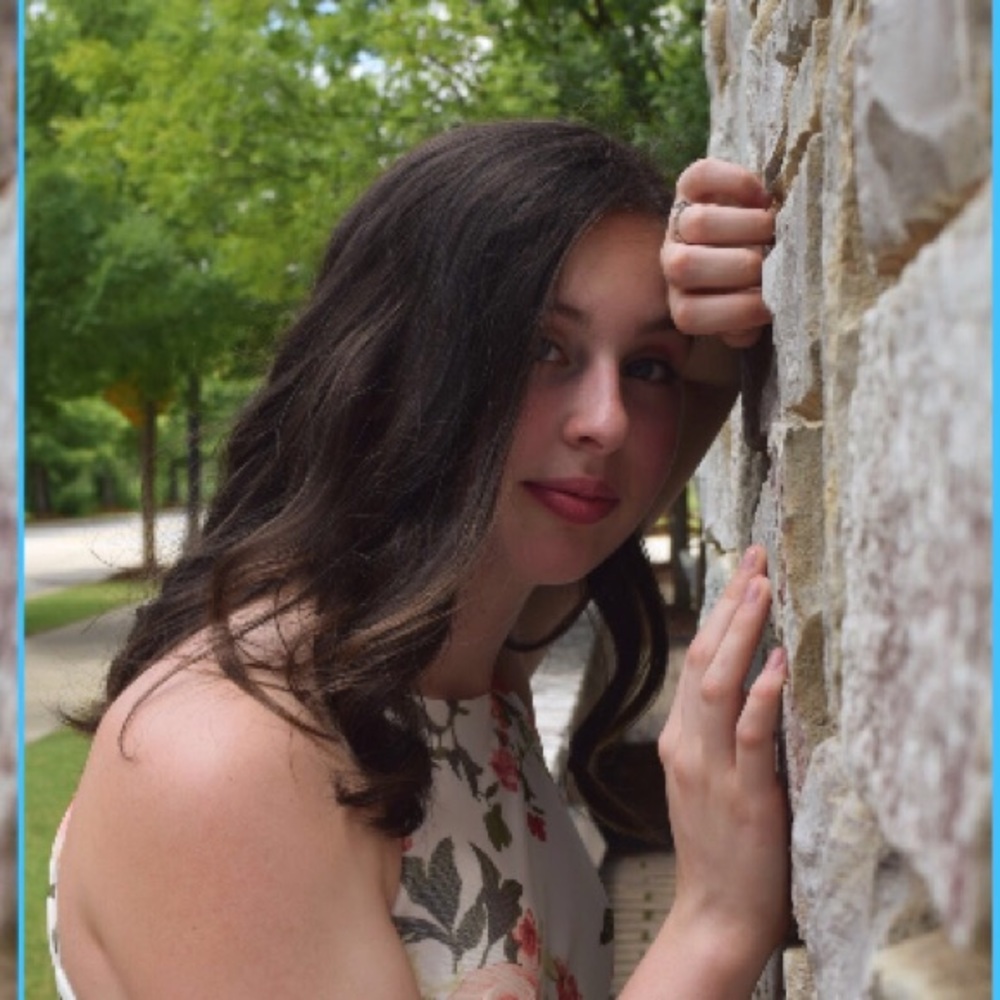 Meet your Posher, Kassie